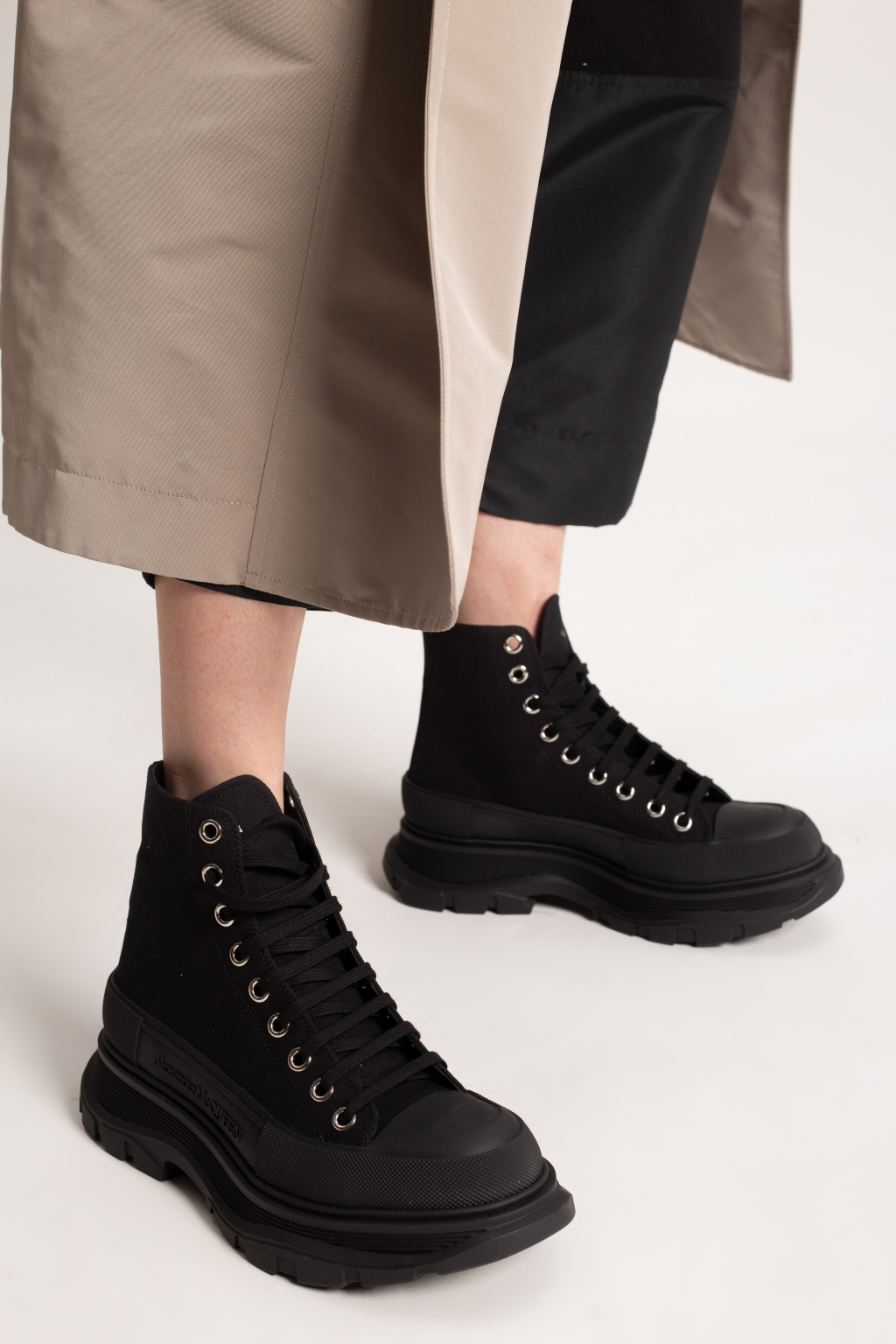 Black Lace - Tread Slick Black Cotton Sneakers Alexander Mcqueen Man - up  boots Alexander McQueen - SchaferandweinerShops GB